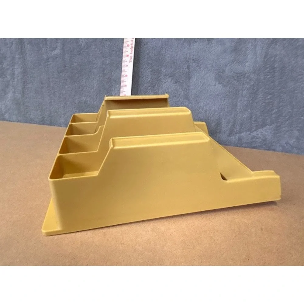Vintage Rubbermaid Wall Mount Organizer 4 Slot Mail File Kitchen Wrap Rack‎ Tan